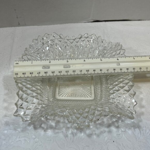 VTG Depression Cut Clear Glass Square Ruffled Edge Candy Serving Dish Diamond - Picture 11 of 12
